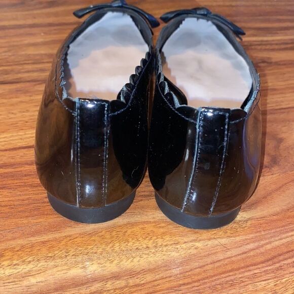 Kate Spade Black Scalloped Flats Patent Leather Pointed Toe - Picture 7 of 7
